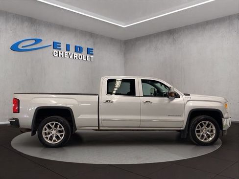 Used 2015 GMC Sierra 1500 SLT w/ SLT Crew Cab Value Package AWD/4WD image 15