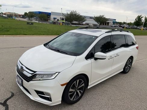 Used 2019 Honda Odyssey Elite image 3