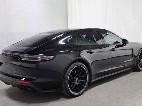 Used 2023 Porsche Panamera 4 image 9