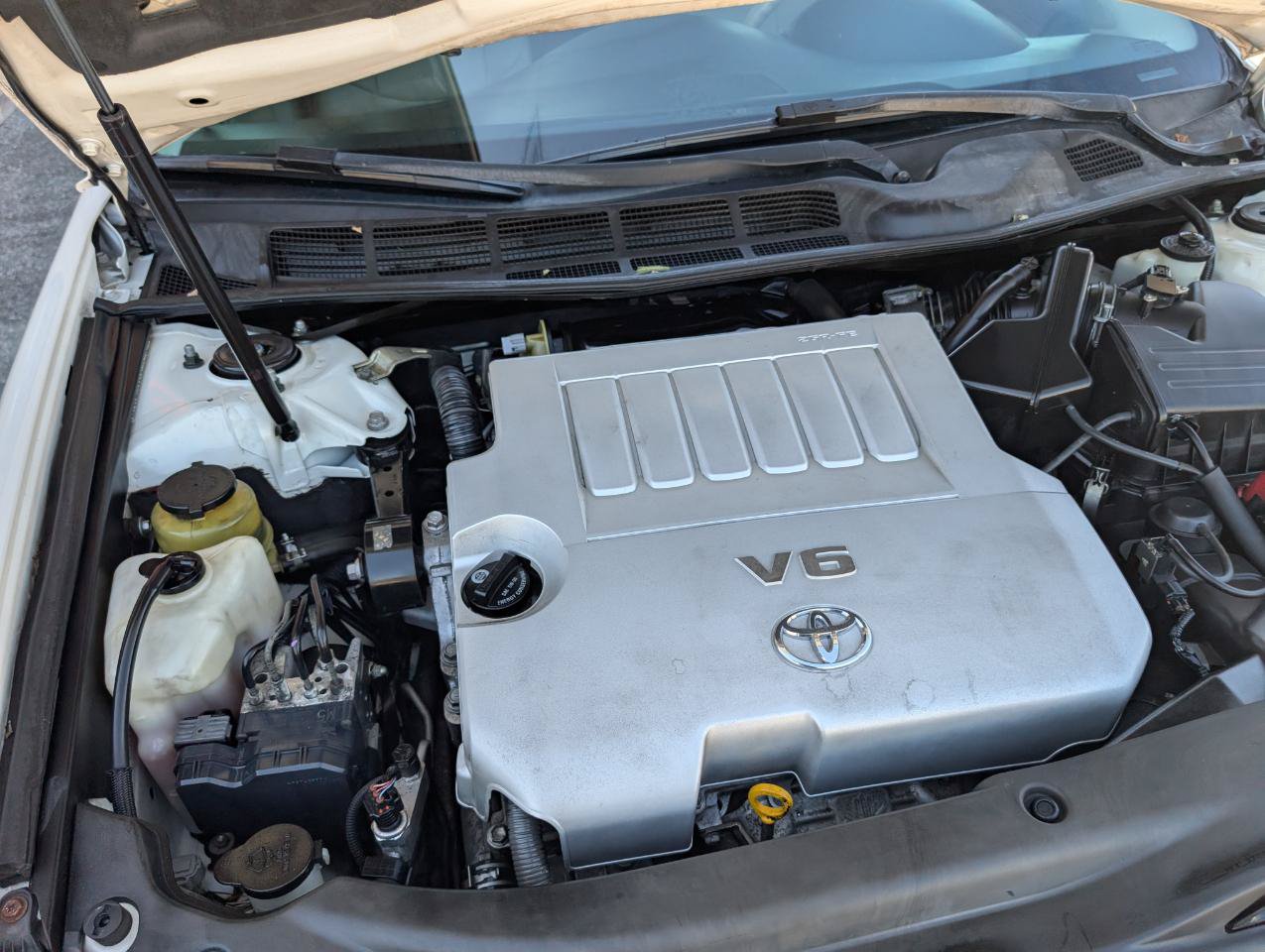 Used 2011 Toyota Avalon FWD image 24