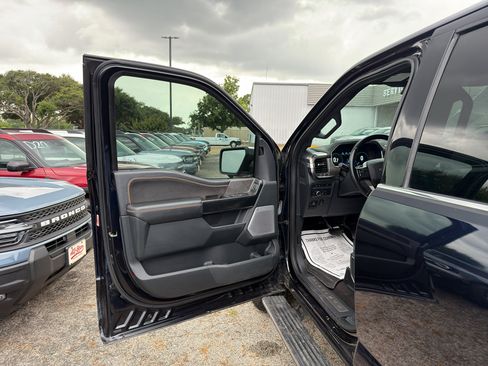 Used 2021 Ford F150 Platinum w/ Equipment Group 701A High AWD/4WD image 21