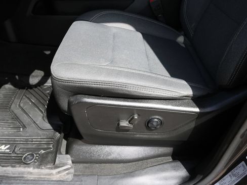 Used 2021 RAM 1500 Lone Star AWD/4WD image 12