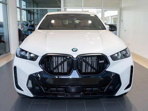 New 2026 BMW X6 M60i image 2