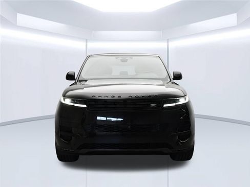 Used 2025 Land Rover Range Rover Sport SE AWD/4WD image 8