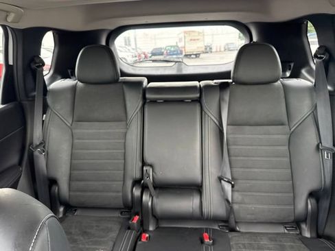 Used 2024 Mitsubishi Outlander SEL AWD/4WD image 25