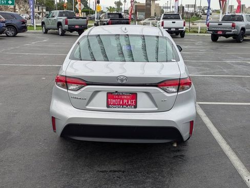 Used 2023 Toyota Corolla LE image 9
