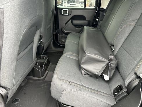 New 2026 Jeep Gladiator Sport image 20