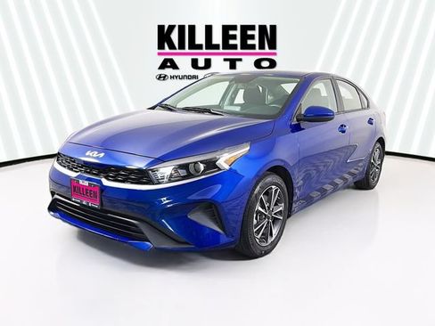Used 2023 Kia Forte LXS FWD image 3