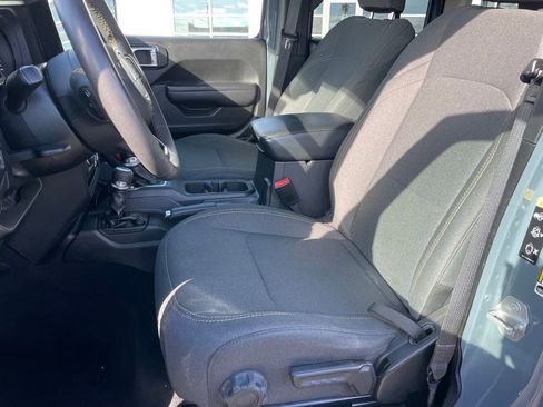 Used 2024 Jeep Wrangler Sport S image 6