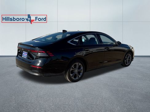 Used 2024 Honda Accord EX image 6