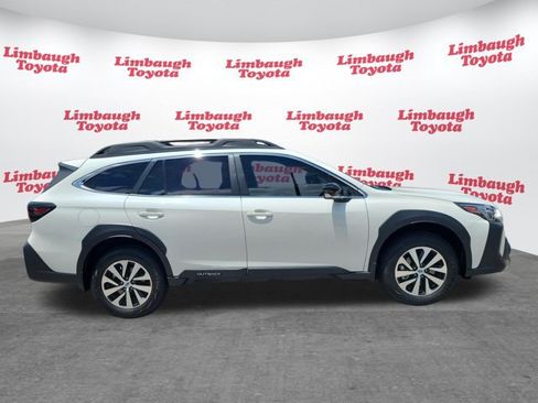 Used 2025 Subaru Outback Premium w/ Popular Package #1A AWD/4WD image 21