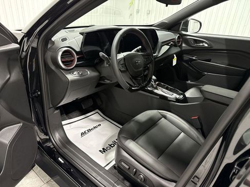 New 2026 Chevrolet Trax RS image 10