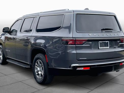 Used 2023 Jeep Wagoneer L 4WD image 11