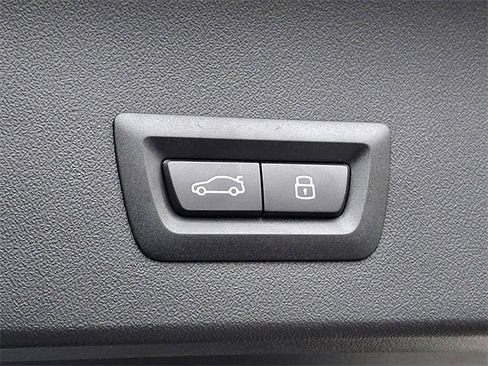 Used 2025 BMW X3 xDrive30i image 28