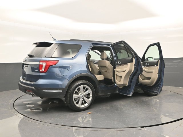 Certified 2018 Ford Explorer Limited w/ Equipment Group 301A AWD/4WD image 30
