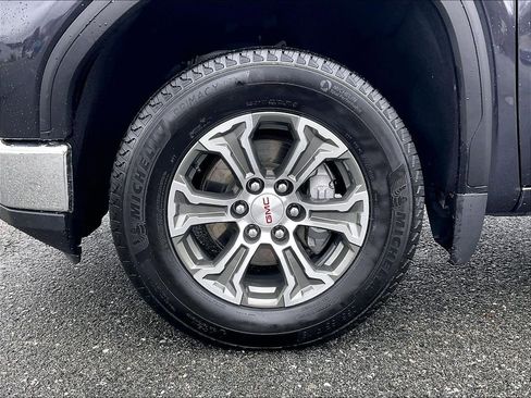 Used 2025 GMC Sierra 1500 SLT AWD/4WD image 7