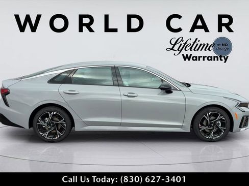 New 2026 Kia K5 GT-Line image 17