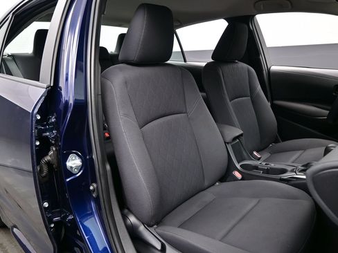 Used 2024 Toyota Corolla LE FWD image 14
