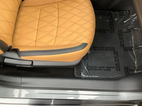 Used 2020 Nissan Sentra SV w/ SV Premium Package image 56