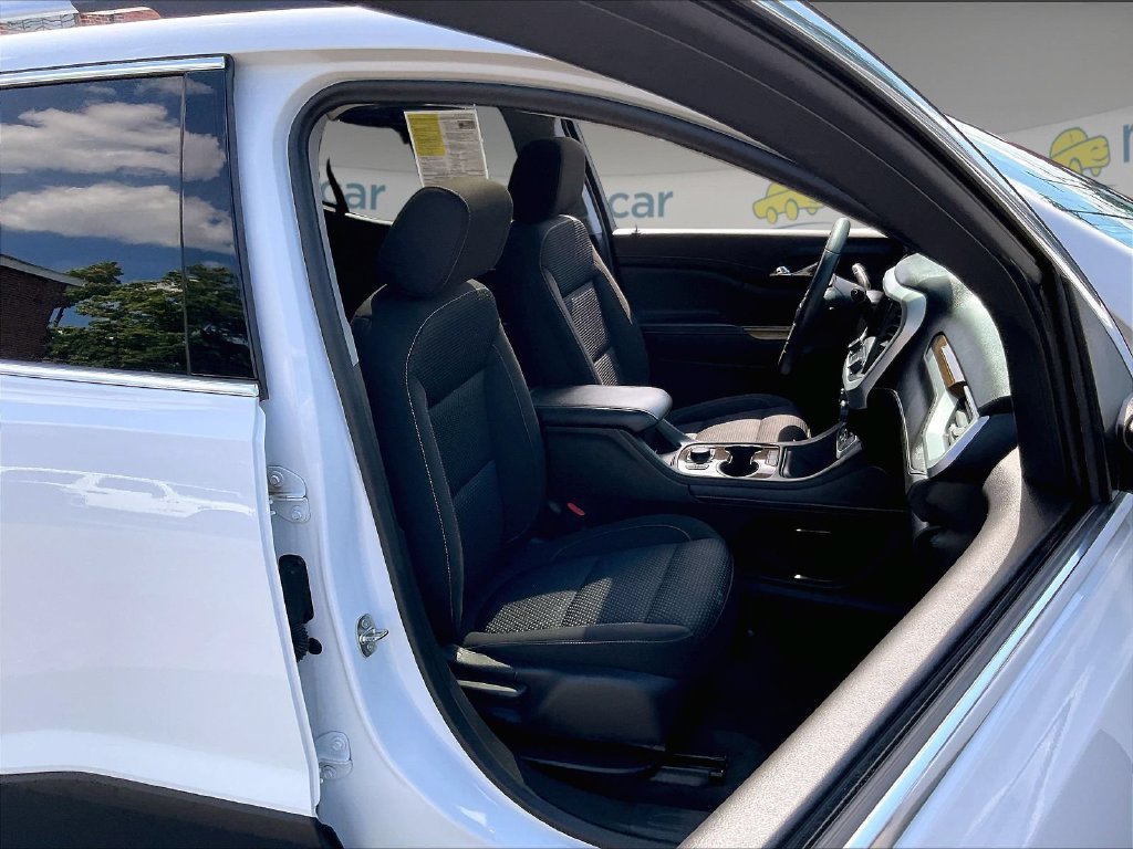 Used 2023 GMC Acadia SLE w/ Driver Convenience Package AWD/4WD image 11