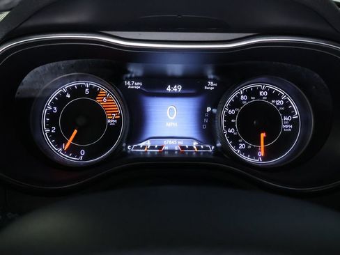 Used 2019 Jeep Cherokee Limited w/ Luxury Group image 21