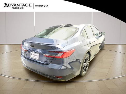 New 2026 Toyota Camry XLE image 7