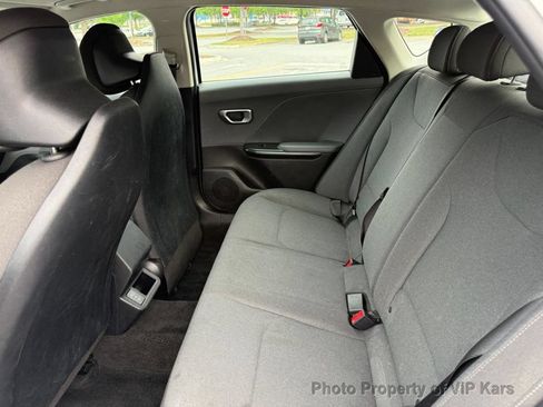 Used 2025 Kia K4 FWD image 15