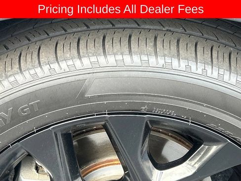 Used 2025 Honda HR-V Sport image 22