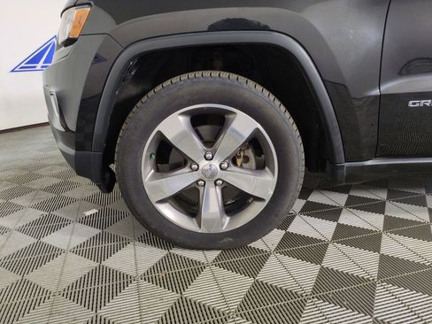 Used 2015 Jeep Grand Cherokee Limited w/ Luxury Group II image 27