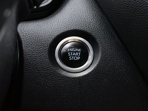 Used 2023 Toyota Corolla SE FWD image 21