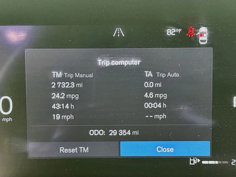 Used 2024 Volvo XC40 B5 Plus w/ Climate Package AWD/4WD image 19