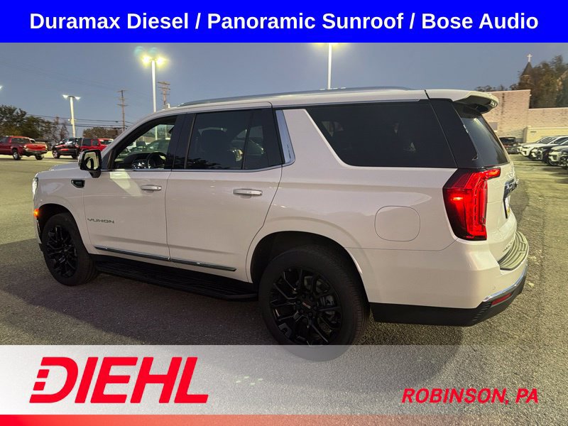 Used 2023 GMC Yukon SLT w/ SLT Luxury Package AWD/4WD image 8