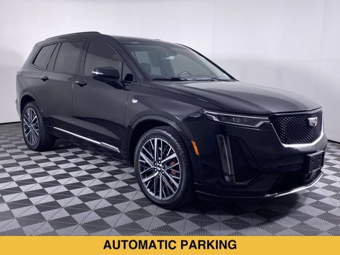 Certified 2023 Cadillac XT6 Sport w/ Platinum Package AWD/4WD image 21