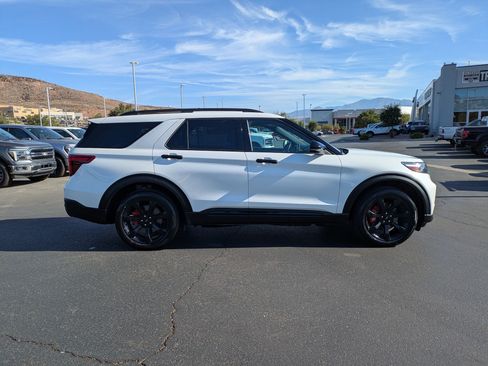 Certified 2023 Ford Explorer ST w/ Equipment Group 401A AWD/4WD image 3