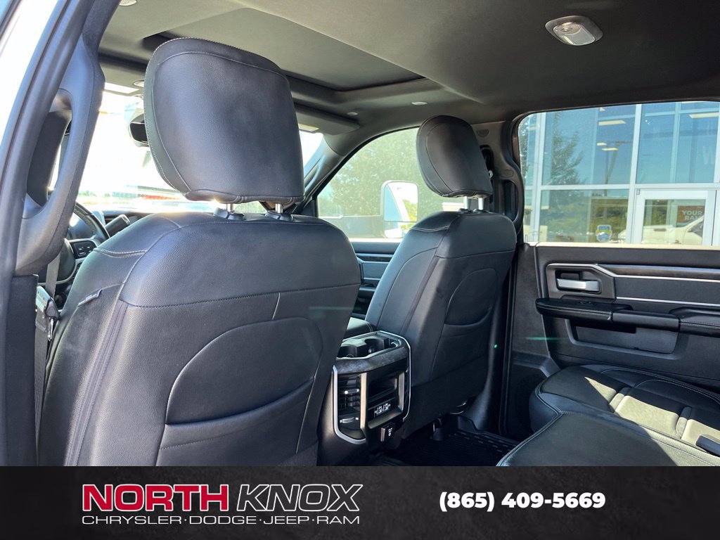 Used 2022 RAM 2500 Big Horn w/ Level C Equiment Group AWD/4WD image 17