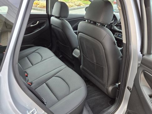 Used 2020 Hyundai Elantra GT w/ Style Package 02 image 17