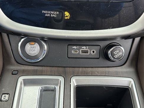 Certified 2024 Nissan Murano Platinum w/ Cargo Package image 36