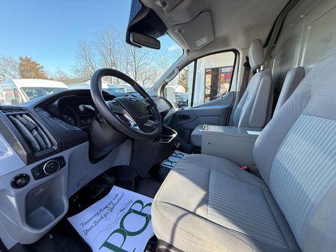 Used 2018 Ford Transit 250 148 Low Roof image 5