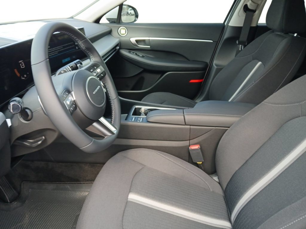 New 2026 Hyundai Sonata SEL FWD image 10