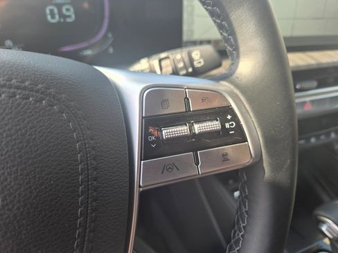 Used 2025 Kia Telluride EX X-Line image 16