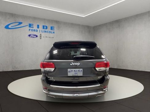 Used 2018 Jeep Grand Cherokee Summit AWD/4WD image 9