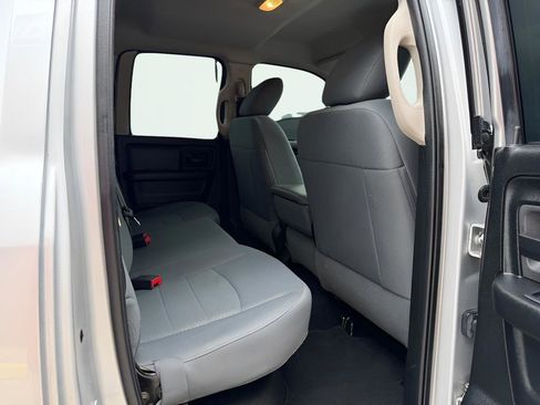 Used 2017 RAM 1500 ST w/ SXT Appearance Group image 27