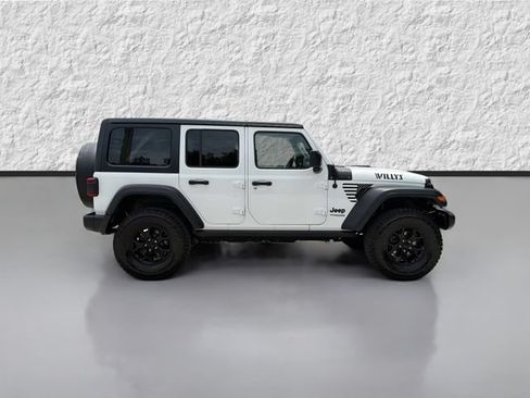 Used 2021 Jeep Wrangler Unlimited Sport AWD/4WD image 2