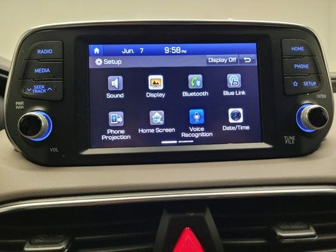 Used 2019 Hyundai Santa Fe SEL FWD image 25