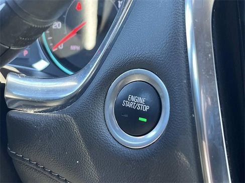 Used 2024 Chevrolet Traverse LT image 15