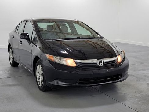 Used 2012 Honda Civic LX image 2
