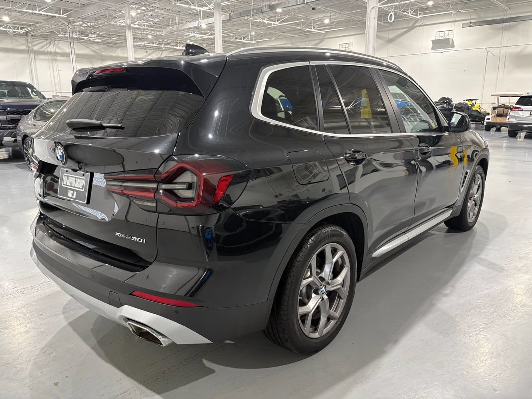 Used 2024 BMW X3 xDrive30i w/ Premium Package w/ZPA AWD/4WD image 7