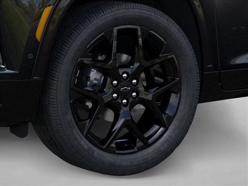 New 2026 Chevrolet Traverse RS image 9