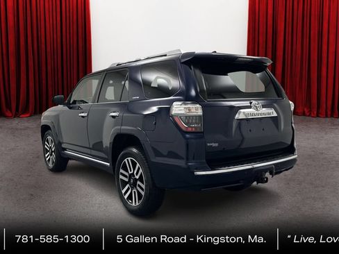 Certified 2022 Toyota 4Runner Limited AWD/4WD image 7