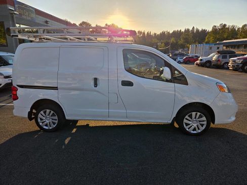 Used 2019 Nissan NV200 SV w/ Navigation Package image 6